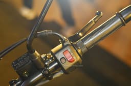 The right hand side switch cluster is fairly simple but gets a hazard light button.